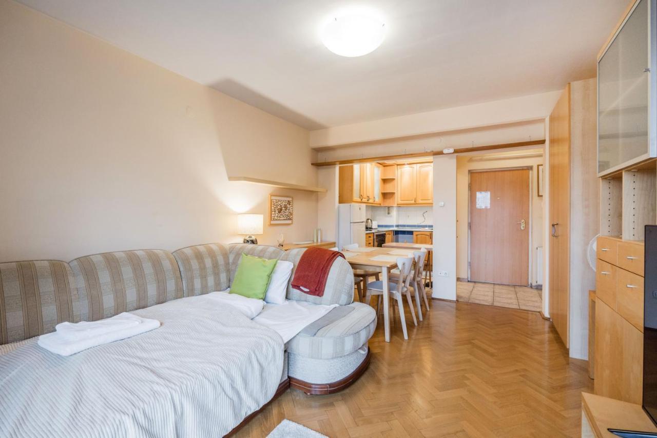 Citadel Manor Apartment Budapeste Exterior foto